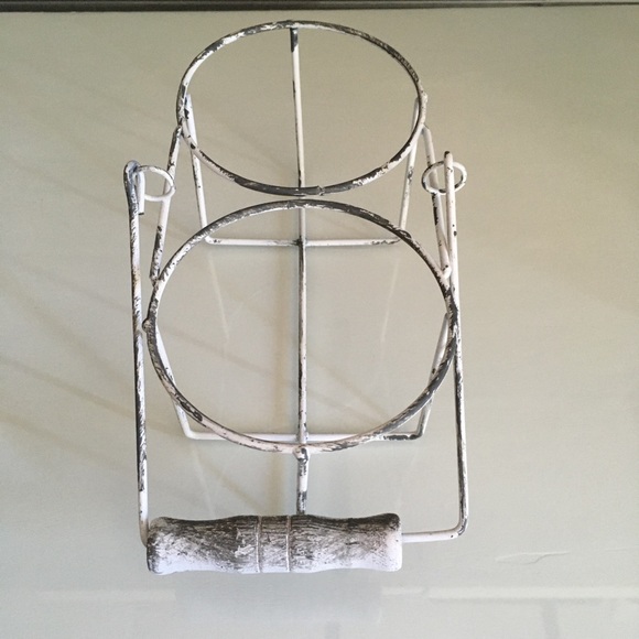 Metal Candle Holder/Caddy - Picture 3 of 3